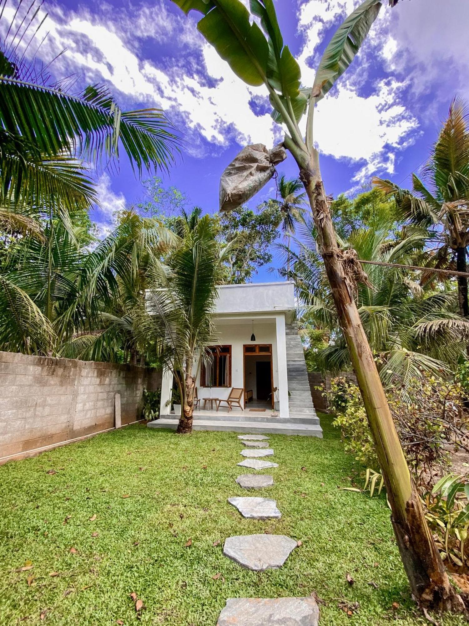 The Palm Private Cottages Midigama East Εξωτερικό φωτογραφία